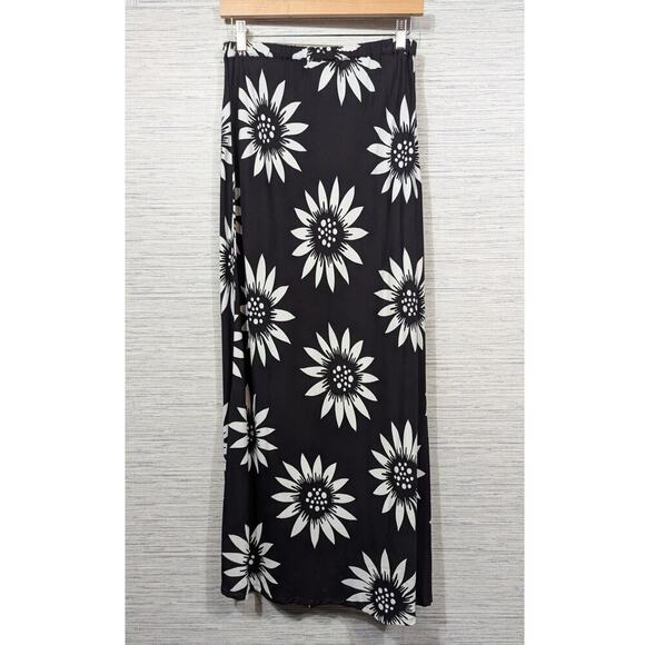 Surya Vintage Maxi Skirt With Floral / Size-Medium - Picture 5 of 6